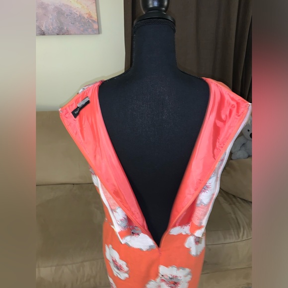 IVANKA TRUMP DRESS - Picture 6 of 15